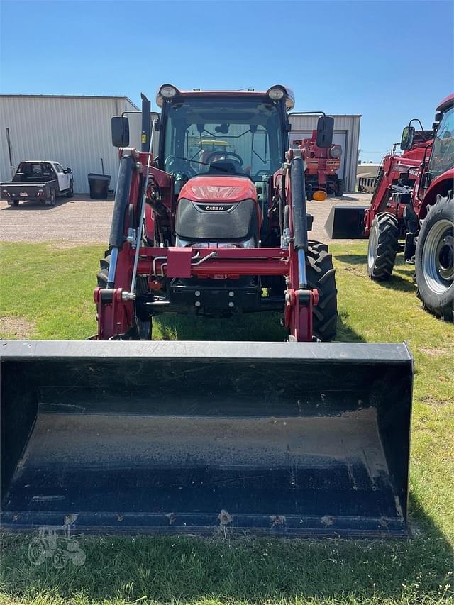 Image of Case IH Farmall 75A equipment image 1