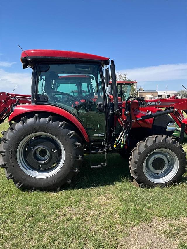 Image of Case IH Farmall 75A equipment image 2