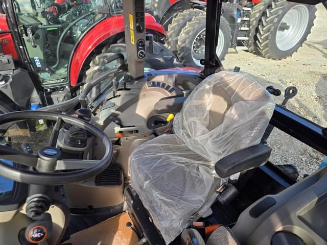 Image of Case IH Farmall 75C equipment image 4