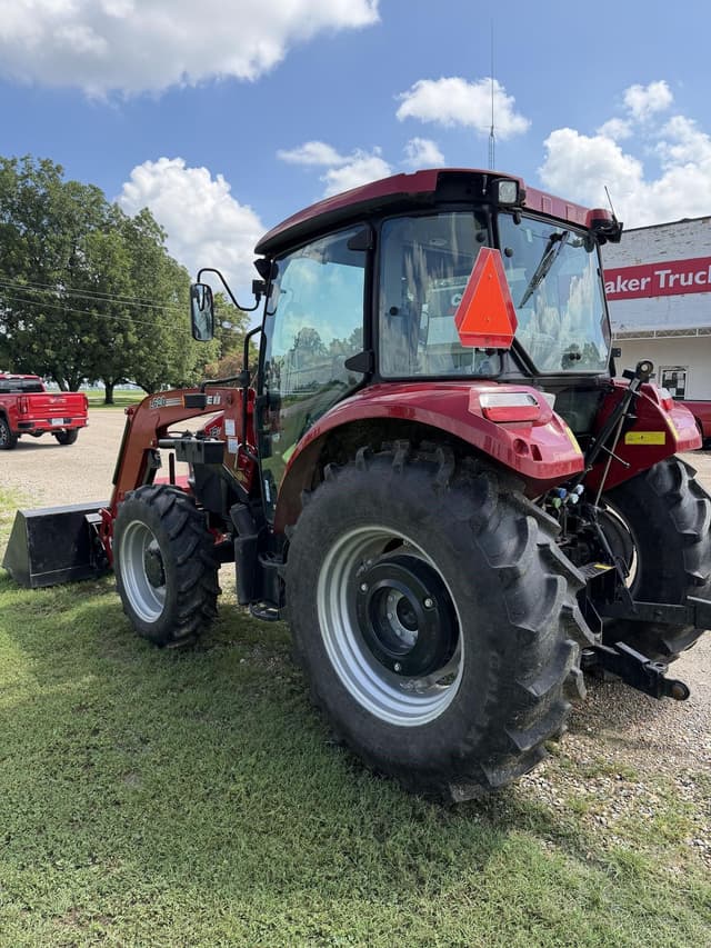 Image of Case IH Farmall 75C equipment image 2