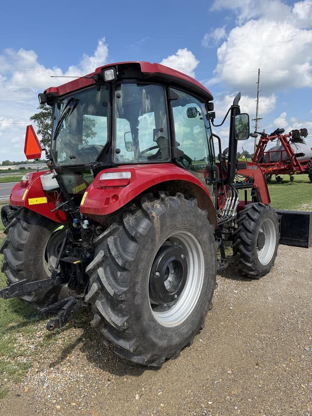 Image of Case IH Farmall 75C equipment image 4