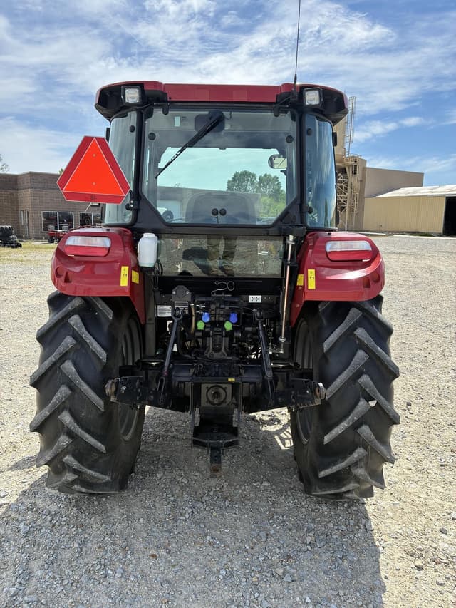 Image of Case IH Farmall 75C equipment image 4
