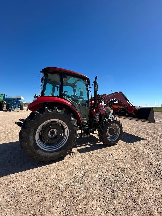 Image of Case IH Farmall 75C equipment image 3