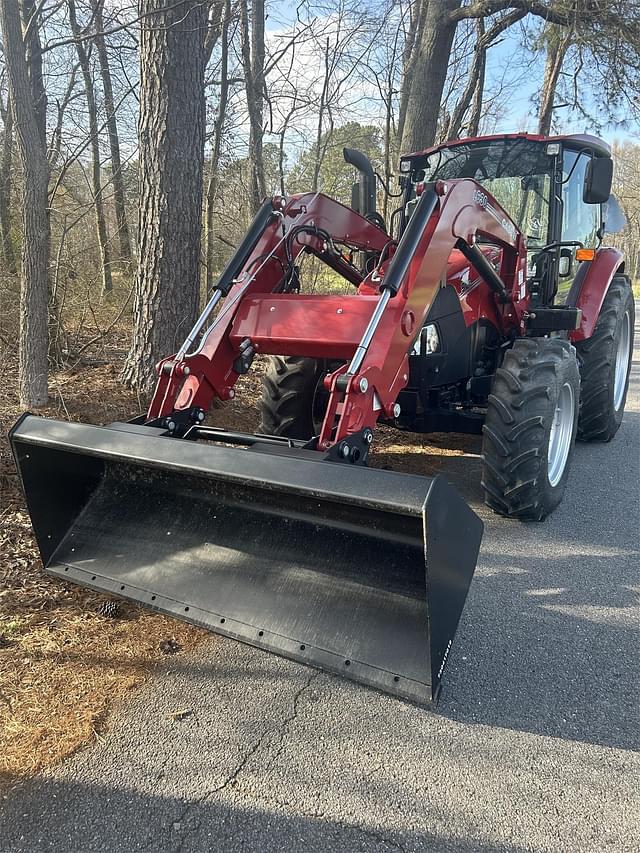 Image of Case IH Farmall 90C equipment image 3