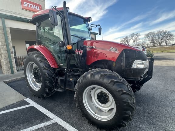 Image of Case IH Farmall 95A equipment image 2