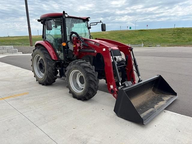 Image of Case IH Farmall 95A equipment image 4