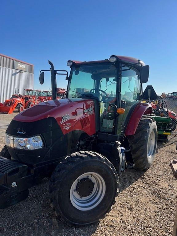 Image of Case IH Farmall 95A Primary image