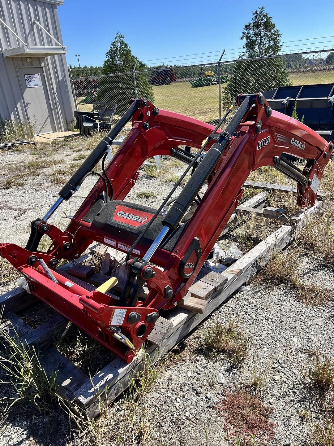 Image of Case IH L103 Primary image