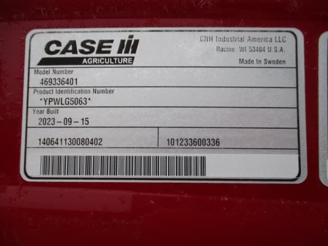 Image of Case IH L114 equipment image 4