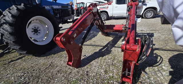 Image of Case IH L630 equipment image 3