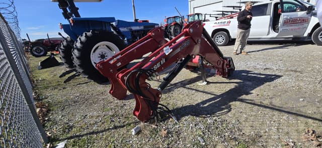 Image of Case IH L630 equipment image 3
