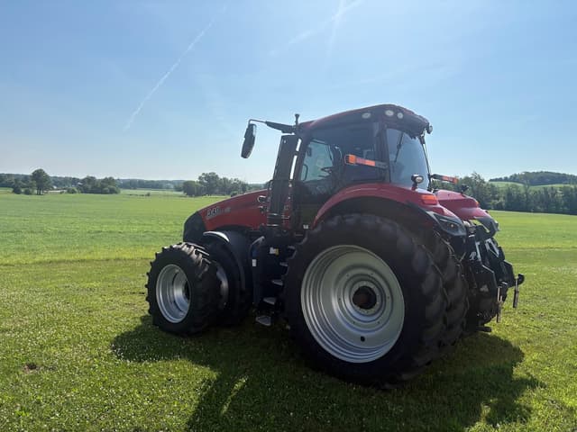 Image of Case IH Magnum 340 equipment image 1