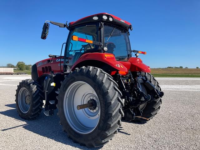 Image of Case IH Magnum 180 equipment image 4