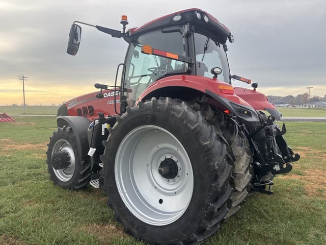 Image of Case IH Magnum 240 equipment image 4