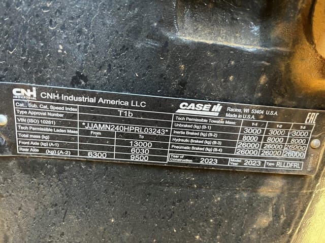 Image of Case IH Magnum 240 equipment image 1