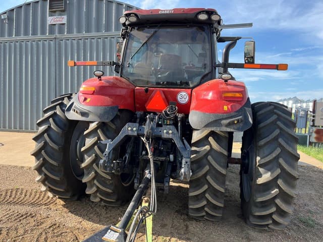 Image of Case IH Magnum 240 equipment image 3