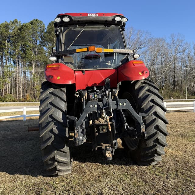 Image of Case IH Magnum 240 equipment image 3