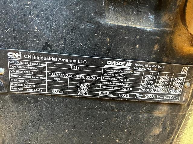Image of Case IH Magnum 240 equipment image 1
