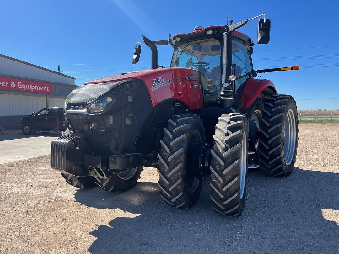 Image of Case IH Magnum 250 Primary image