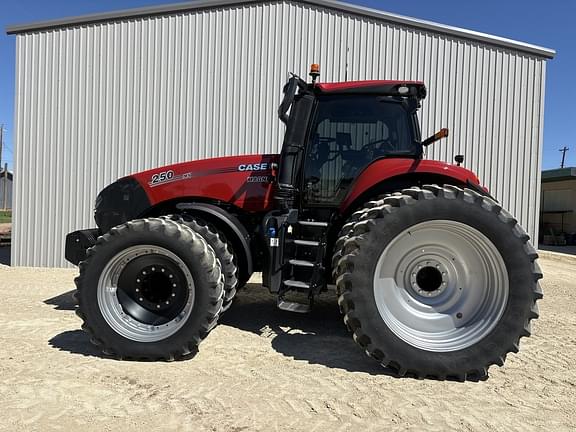 Image of Case IH Magnum 250 Primary image