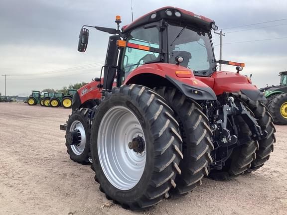 Image of Case IH Magnum 250 equipment image 3