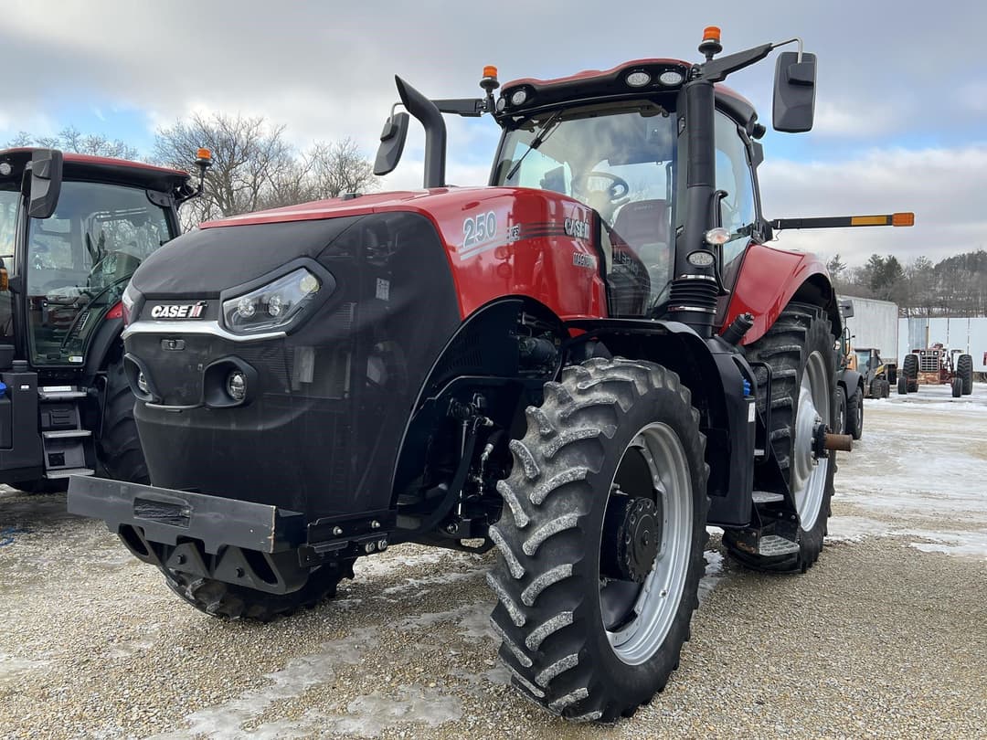 Image of Case IH Magnum 250 Primary image