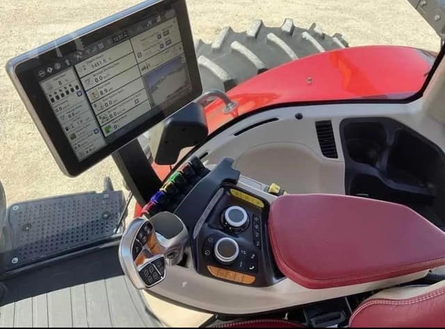 Image of Case IH Magnum 280 equipment image 4