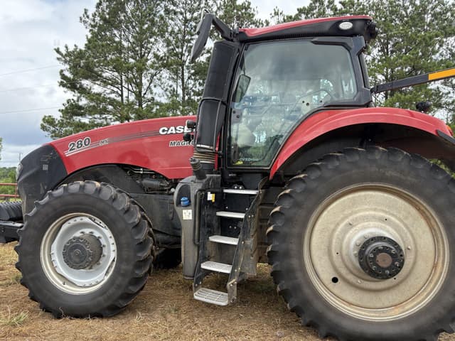 Image of Case IH Magnum 280 equipment image 4