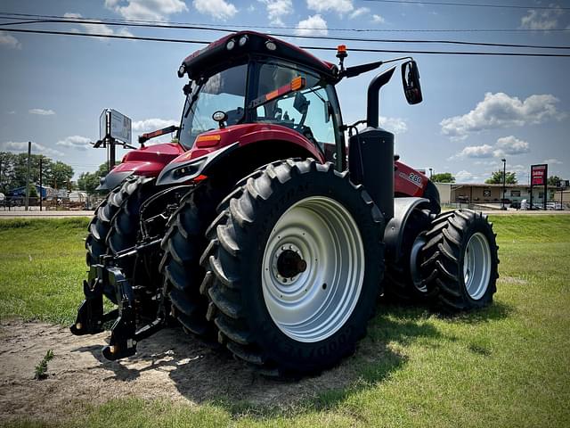 Image of Case IH Magnum 280 equipment image 4