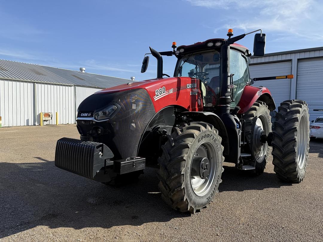 Image of Case IH Magnum 280 Primary image