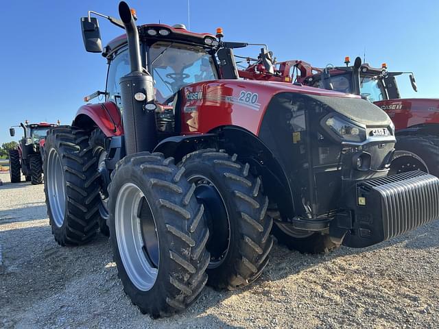 Image of Case IH Magnum 280 equipment image 1