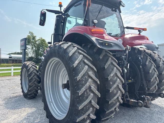 Image of Case IH Magnum 280 equipment image 4