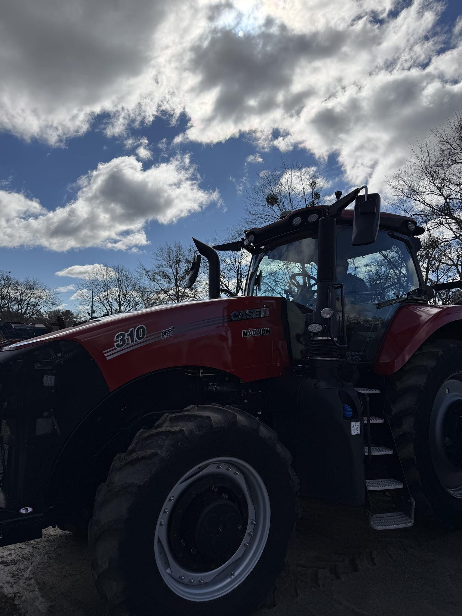 2023 Case IH Magnum 310 Equipment Image0