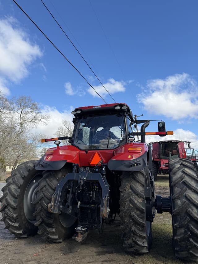 Image of Case IH Magnum 310 equipment image 3