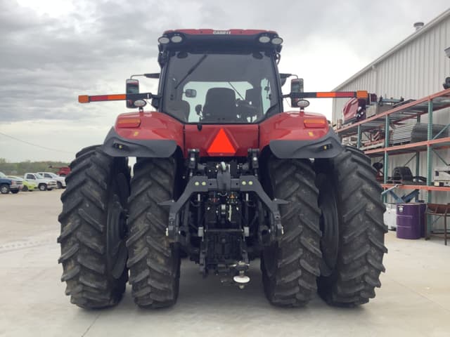 Image of Case IH Magnum 310 equipment image 3