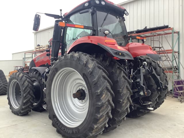 Image of Case IH Magnum 310 equipment image 4