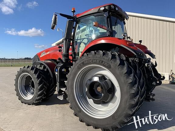 Image of Case IH Magnum 310 equipment image 3