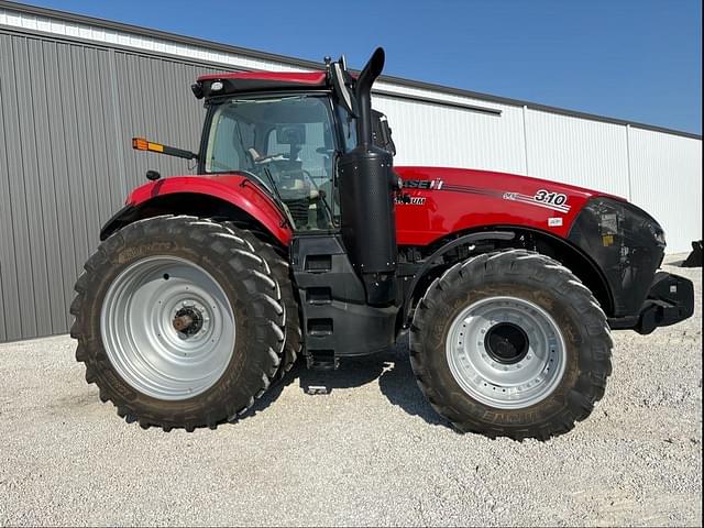 Image of Case IH Magnum 340 equipment image 1