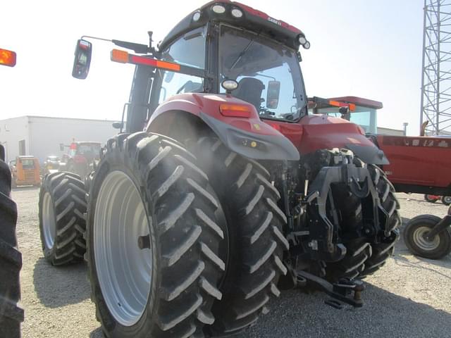 Image of Case IH Magnum 310 equipment image 4