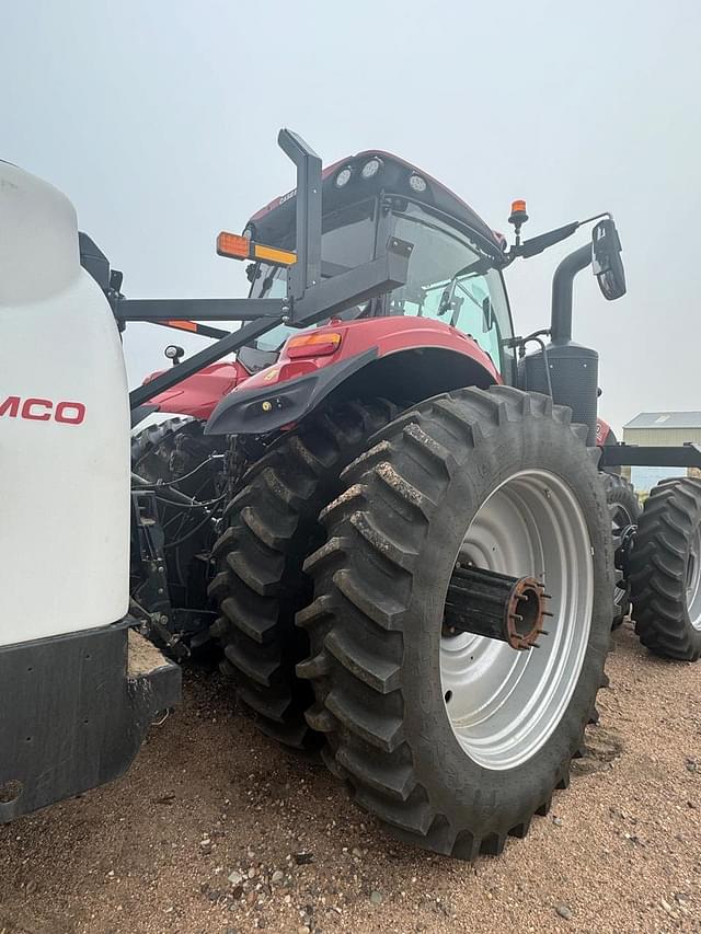 Image of Case IH Magnum 310 equipment image 3