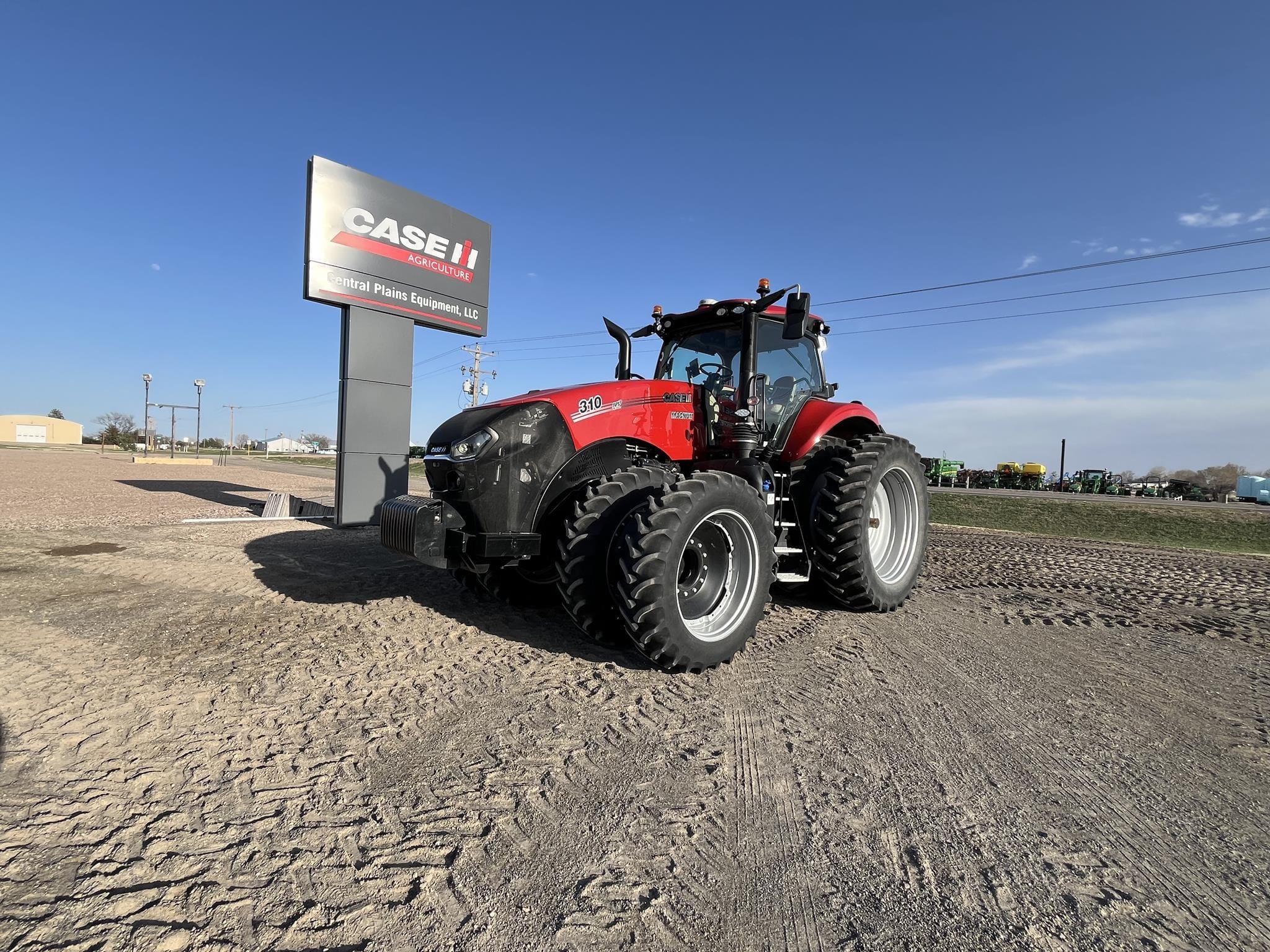 2023 Case IH Magnum 310 Equipment Image0
