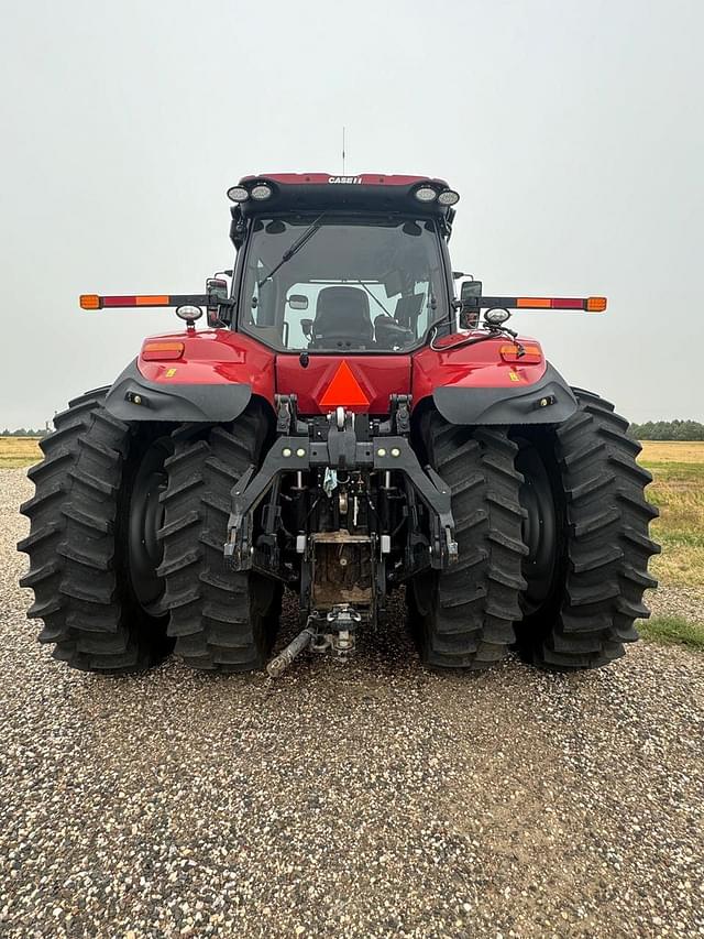 Image of Case IH Magnum 310 equipment image 3