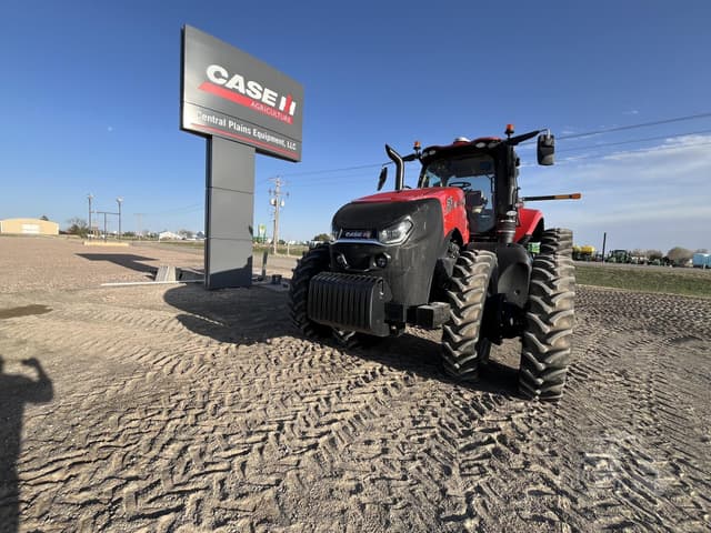 Image of Case IH Magnum 310 equipment image 2