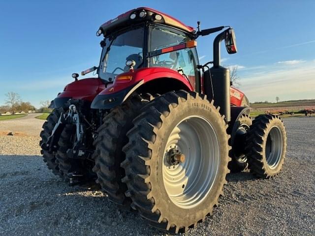 Image of Case IH Magnum 310 equipment image 3