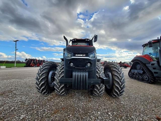 Image of Case IH Magnum 340 equipment image 2