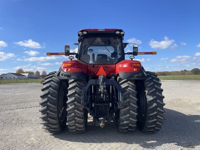 Image of Case IH Magnum 340 equipment image 3
