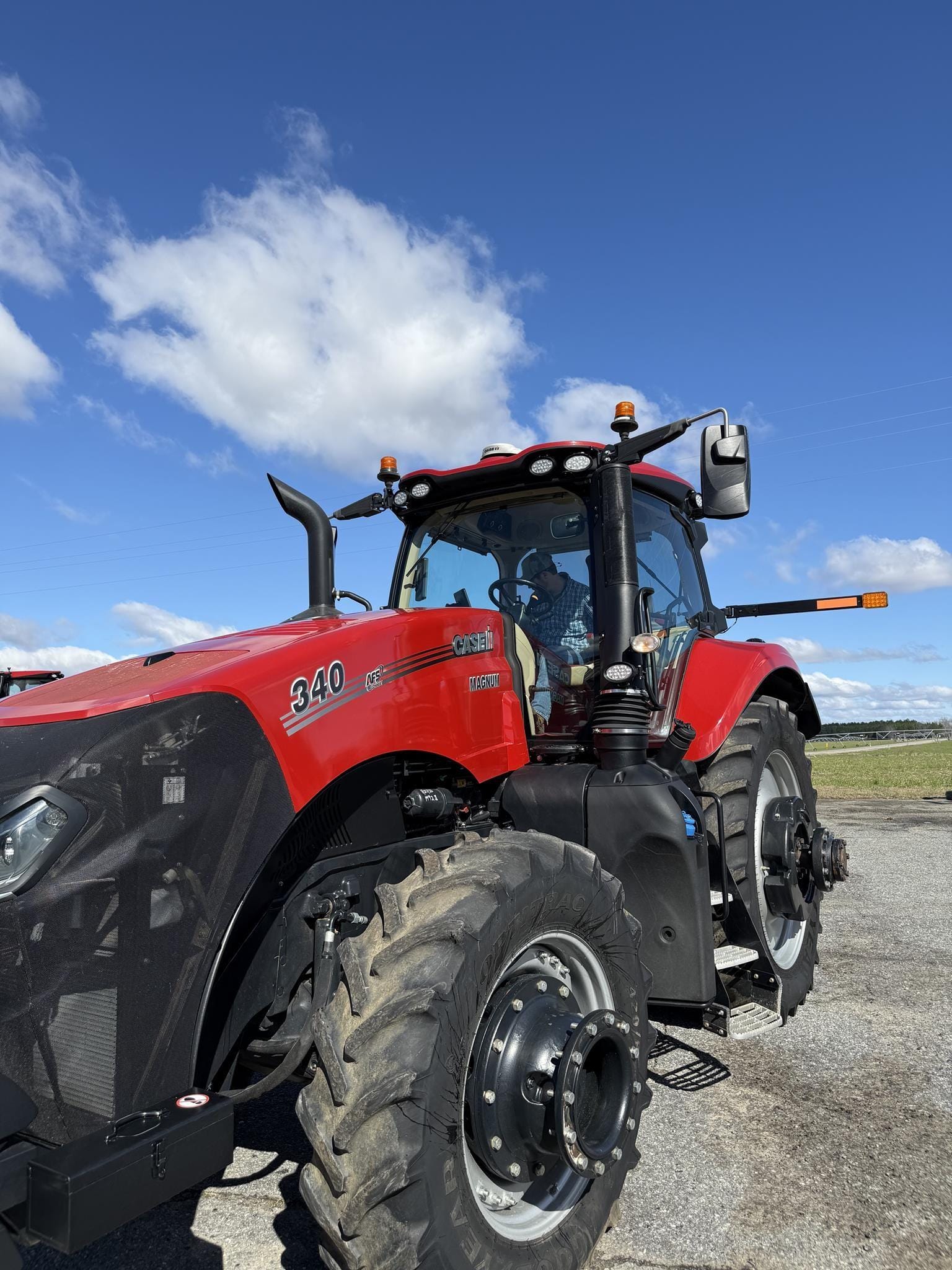 2023 Case IH Magnum 340 Equipment Image0