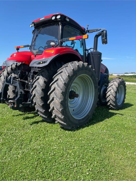 Image of Case IH Magnum 340 equipment image 2