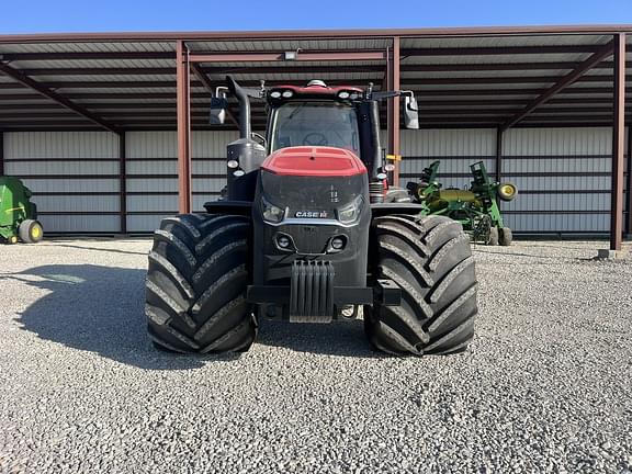 Image of Case IH Magnum 340 equipment image 1