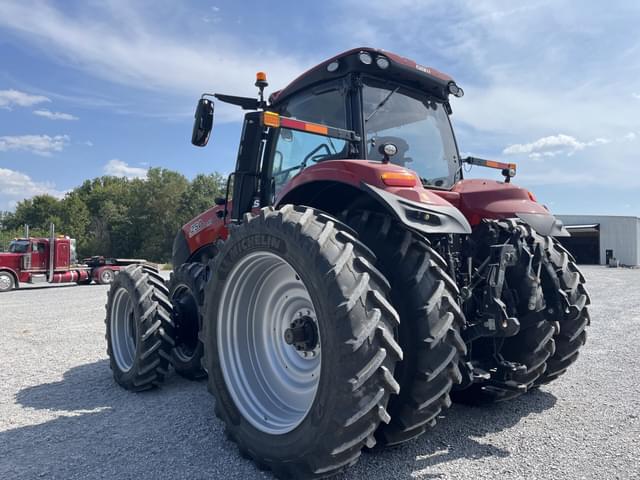 Image of Case IH Magnum 340 equipment image 4